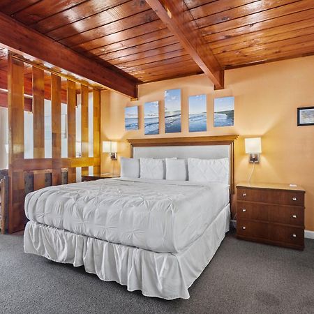 Fort Pierce Oceanfront Inn- Suite- King Bed #6 エクステリア 写真