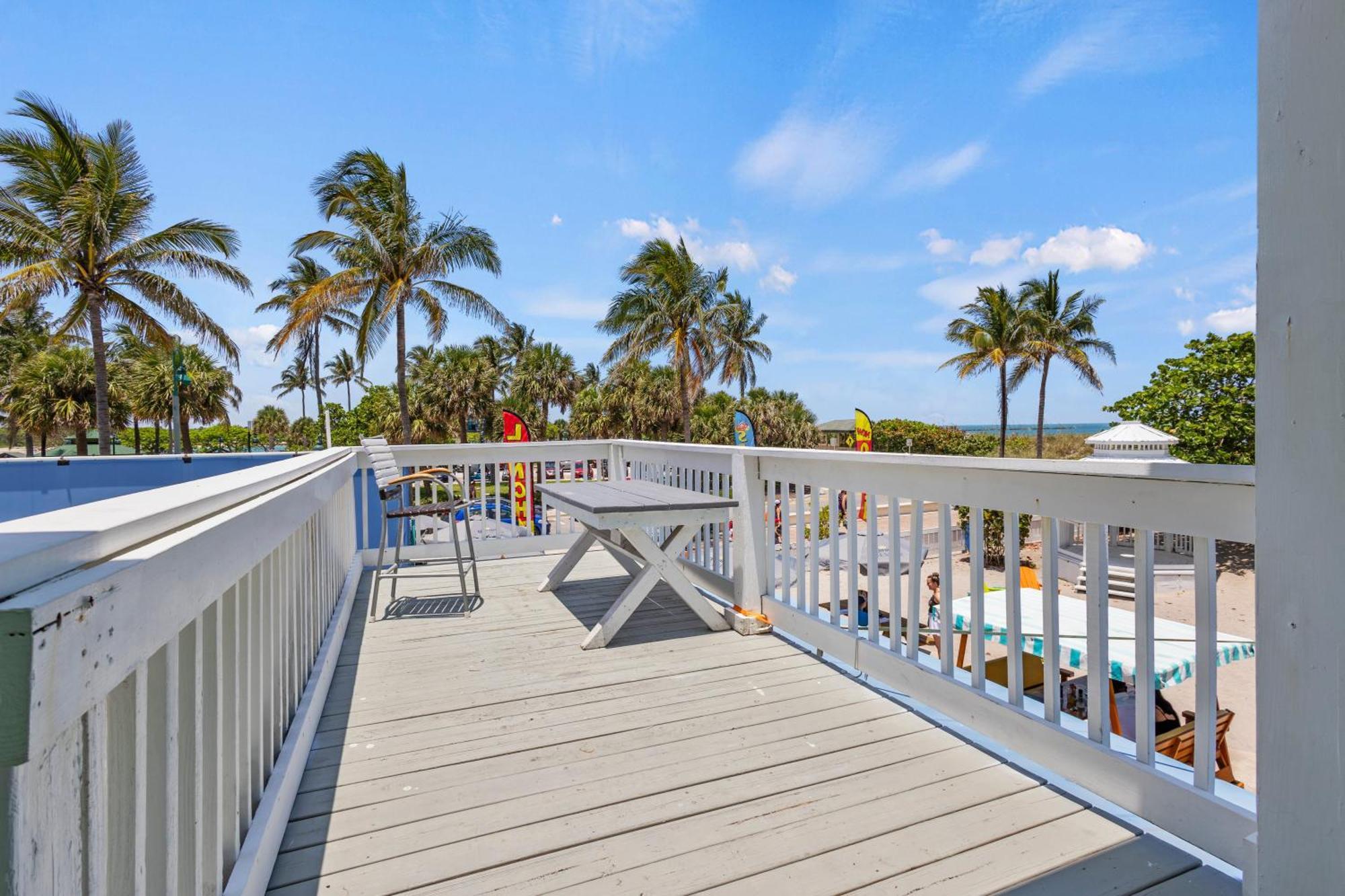 Fort Pierce Oceanfront Inn- Suite- King Bed #6 エクステリア 写真