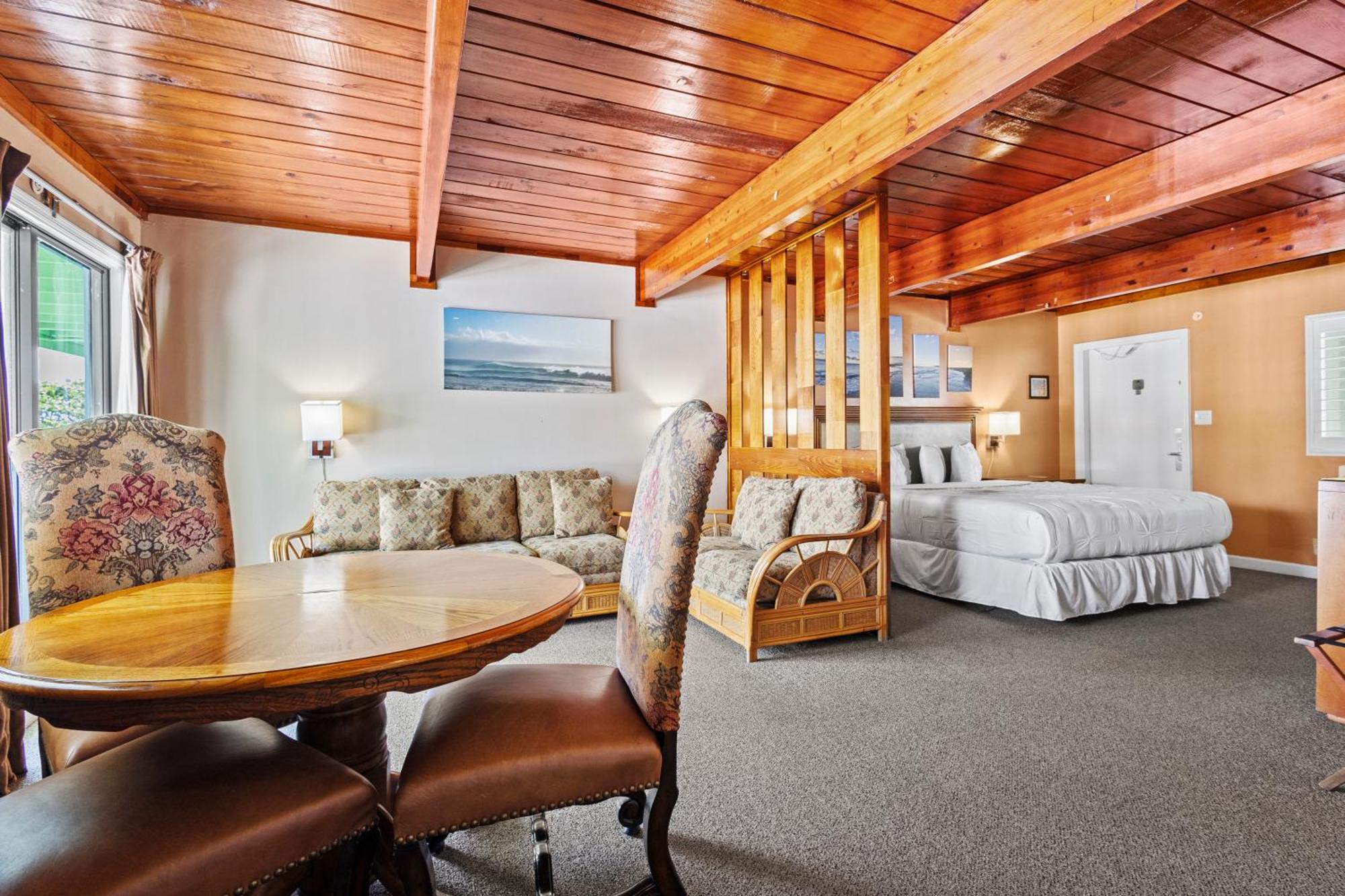 Fort Pierce Oceanfront Inn- Suite- King Bed #6 エクステリア 写真